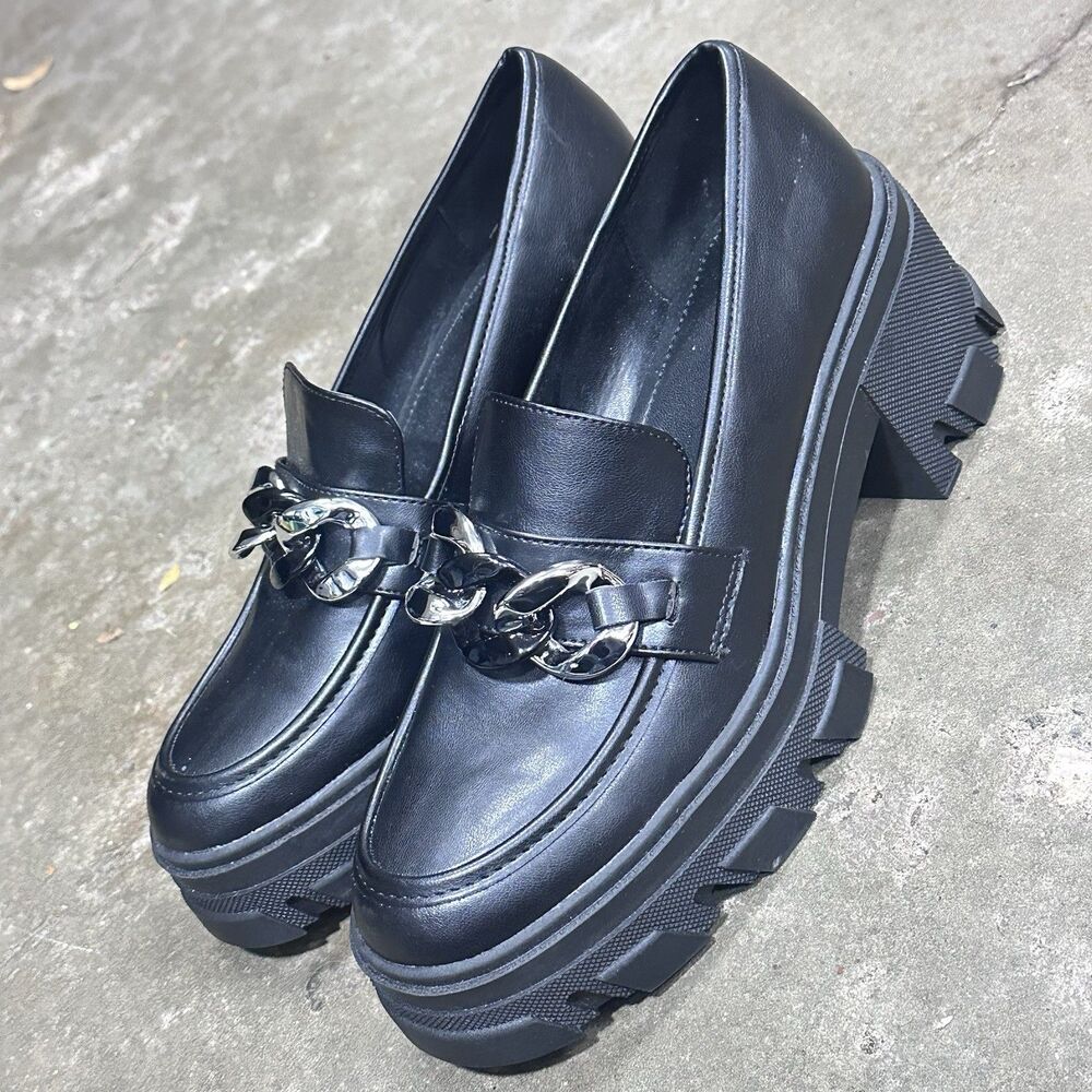 JustFab Women’s Black Chunky Platform Chain Loafers Size 11